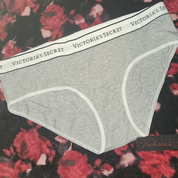 Victoria's Secret Hiphugger Set Size Large NIP - Picture 11 of 15